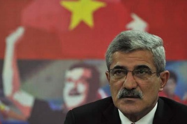 HLV Calisto chúc đội tuyển Việt Nam may mắn trước đại chiến với Indonesia