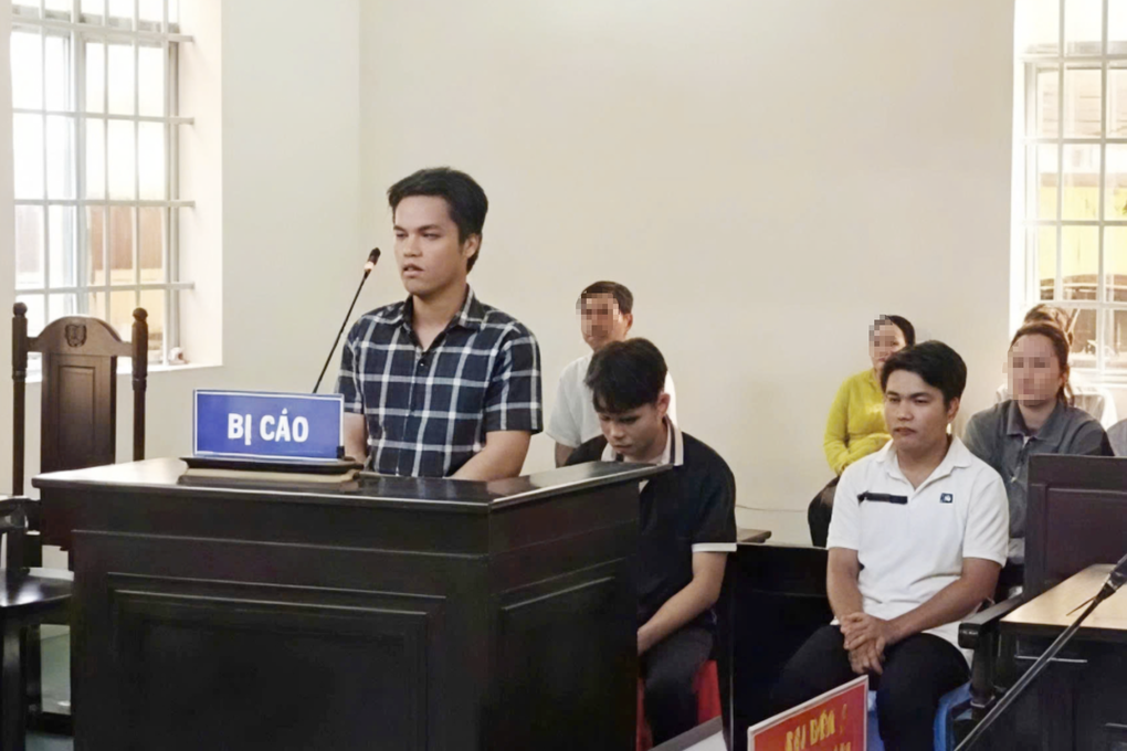 3 nam thanh niên ở Tây Ninh hầu tòa vì mua súng bắn cò - 1