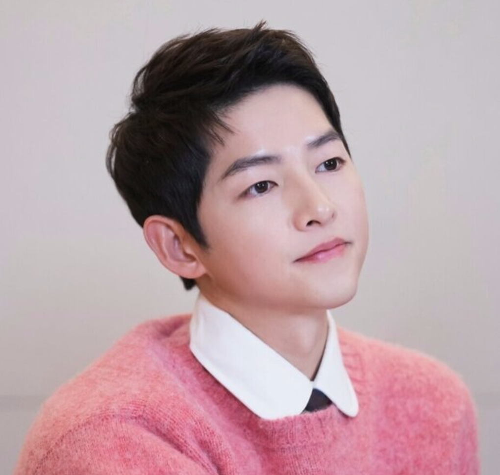 Khoảnh khắc ngọt ngào của Song Joong Ki bên vợ và con trai - 3 Khoảnh khắc ngọt ngào của Song Joong Ki bên vợ và con trai - 3