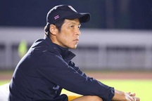 HLV trưởng Thái Lan bị cắt giảm lương mạnh