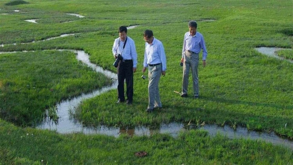 Dòng sông hẹp nhất thế giới, đi từ bờ này sang bờ kia bằng một bước chân - 3 Dòng sông hẹp nhất thế giới, đi từ bờ này sang bờ kia bằng một bước chân - 3
