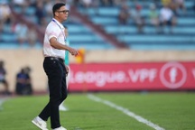 HLV Lê Huỳnh Đức thừa nhận không theo kịp Nam Định trong cuộc đua vô địch