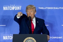 Mỹ thiếu bộ xét nghiệm Covid-19, ông Trump đổ lỗi cho ông Obama