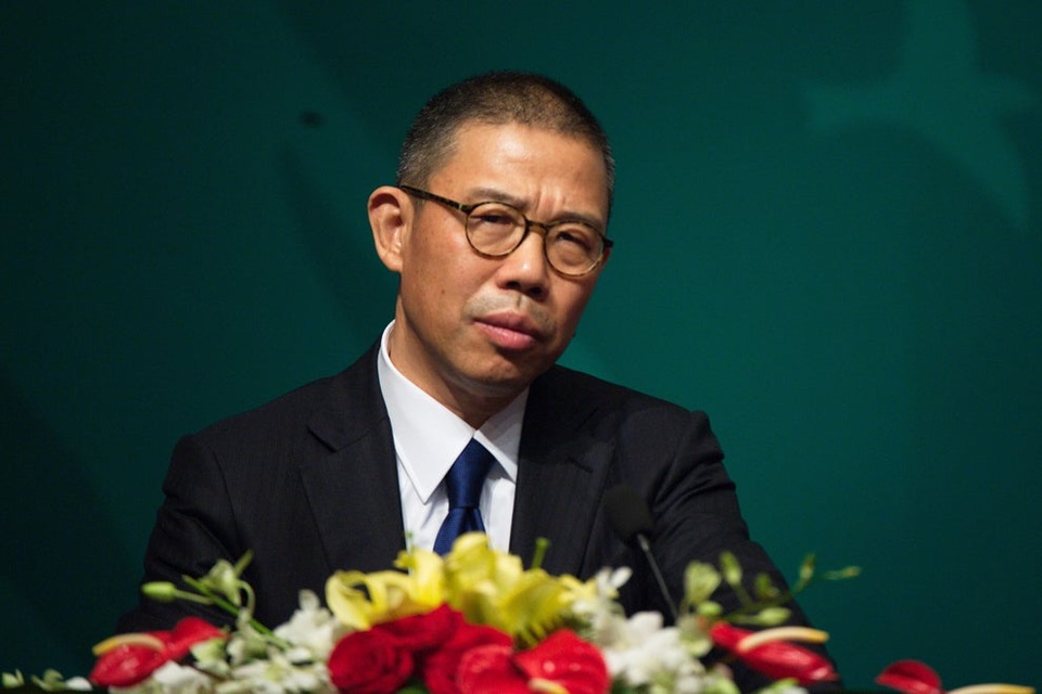 Sói cô độc thành tân vương ngôi vị giàu nhất châu Á - 1 Sói cô độc thành tân vương ngôi vị giàu nhất châu Á - 1