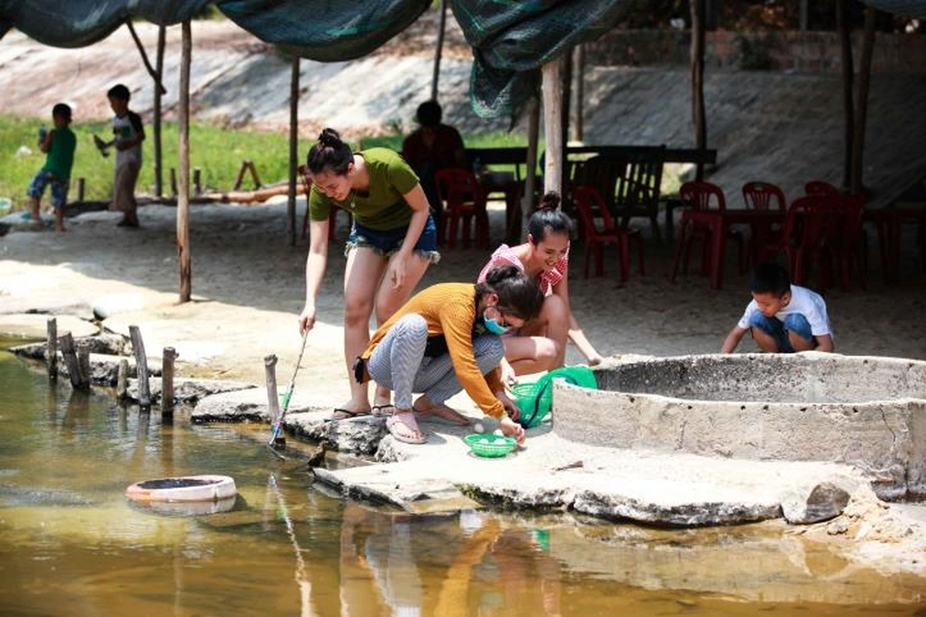 Du lịch Bình Định: Cái gì cũng có nhưng không có cái gì đặc biệt - 2 Du lịch Bình Định: Cái gì cũng có nhưng không có cái gì đặc biệt - 2
