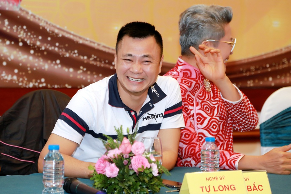NSND Tự Long: “Nhiều lúc tôi gay gắt vì thói tật của Xuân Bắc” - 3 NSND Tự Long: “Nhiều lúc tôi gay gắt vì thói tật của Xuân Bắc” - 3