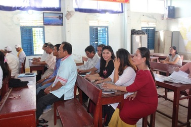 Truyền dạy hát ngâm Ariya cho đồng bào dân tộc Chăm