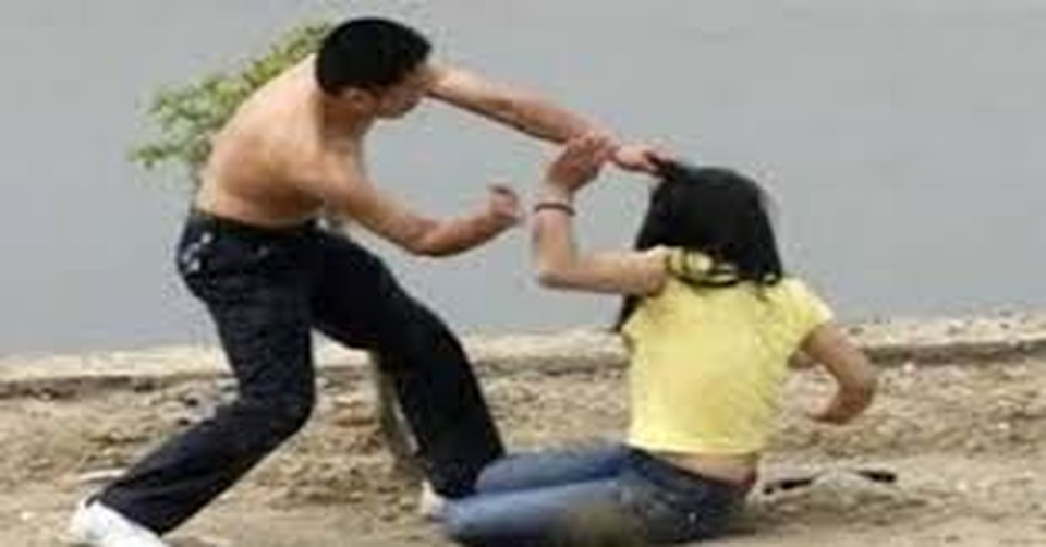 Nam nhi hành xử tựa sở khanh, chị em vẫn đua nhau... giành giật - 5 Nam nhi hành xử tựa sở khanh, chị em vẫn đua nhau... giành giật - 5
