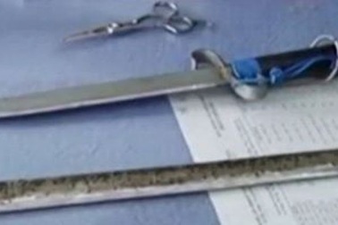 Bắt khẩn cấp 4 nghi can đâm chết học sinh lớp 9