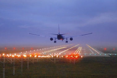 Cảnh báo toàn ngành kiểm soát không lưu sau tai nạn máy bay tại Nhật