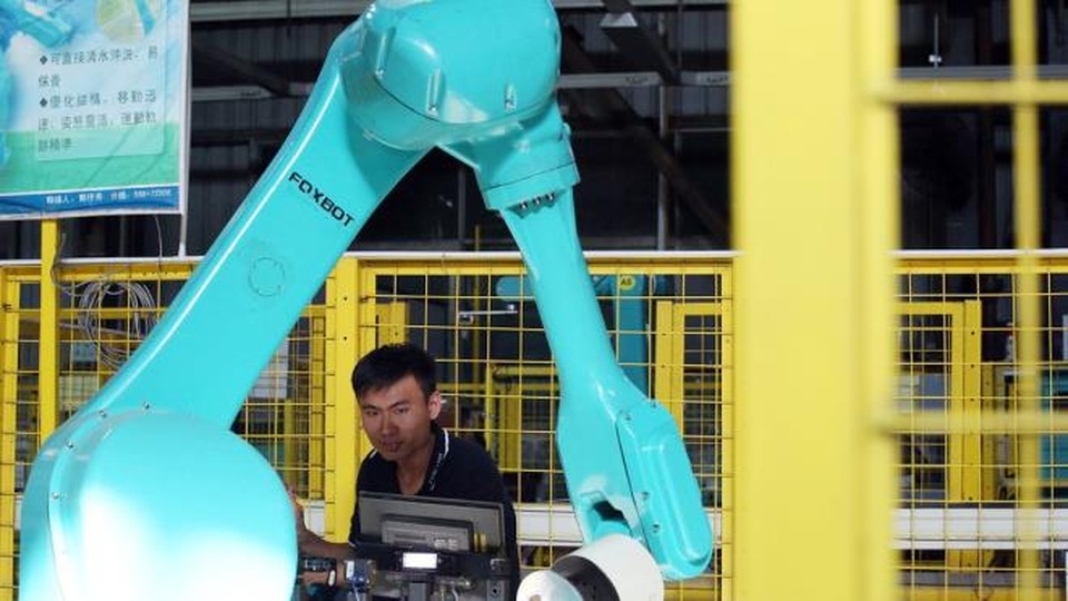 Đốt hàng triệu USD sản xuất robot, Apple nhận ra con người làm vẫn tốt hơn - 1 Đốt hàng triệu USD sản xuất robot, Apple nhận ra con người làm vẫn tốt hơn - 1