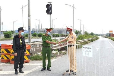 Bắc Ninh phong tỏa thêm hơn 2.000 hộ dân