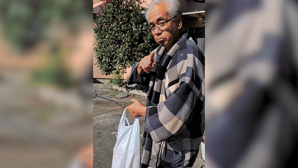 Un trabajador vietnamita que venía a despedirse recibe un regalo inesperado de un director japonés - 1 Tới chào chia tay, nam lao động Việt bất ngờ vì quà tặng của giám đốc Nhật - 1