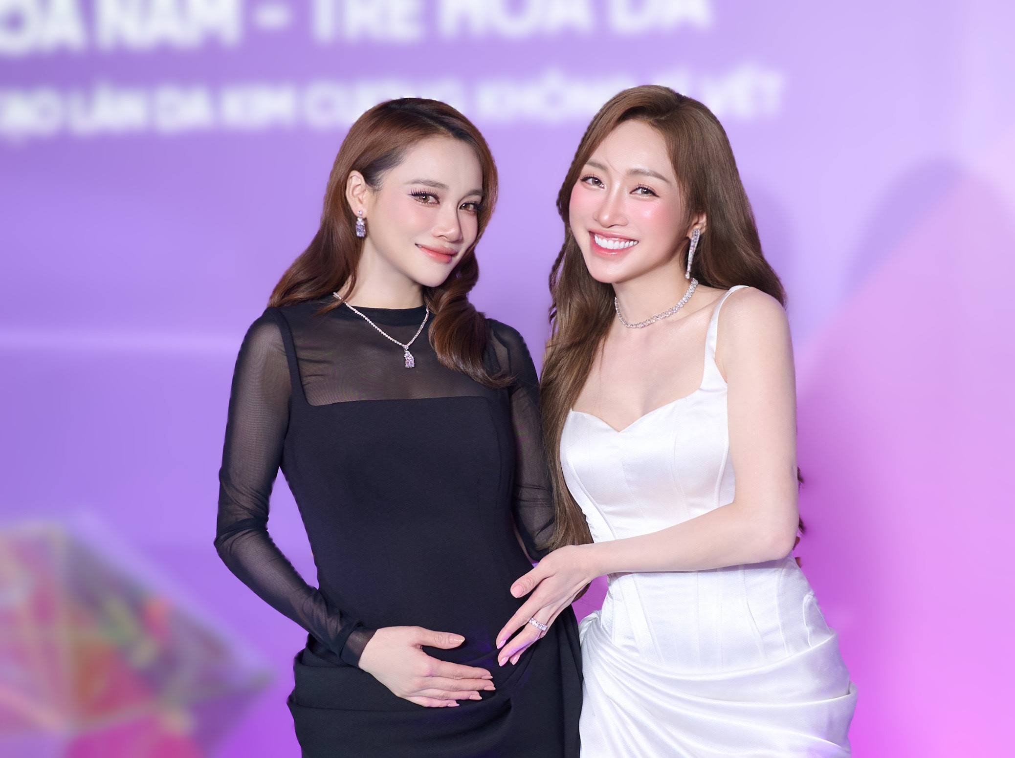 Nhã Phương được khen nhan sắc thăng hạng khi mang bầu lần 3 ở tuổi 35 - 2