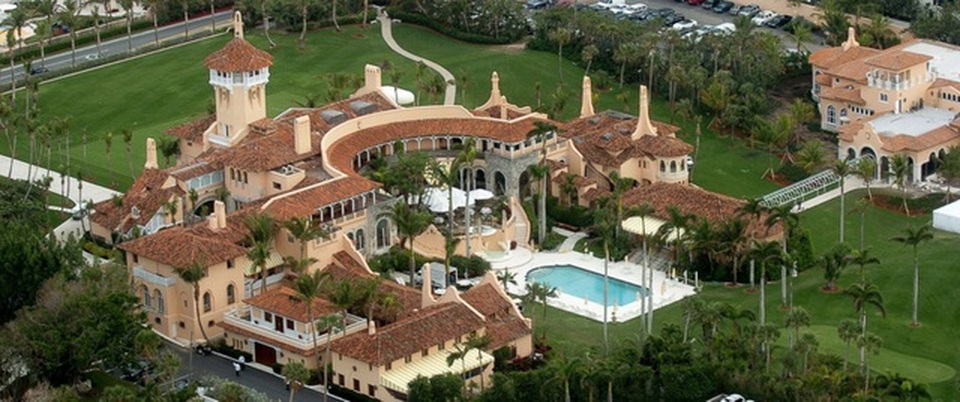 Khách sạn, sân golf của tập đoàn Trump ảm đạm giữa đại dịch Covid-19 - 1 Khách sạn, sân golf của tập đoàn Trump ảm đạm giữa đại dịch Covid-19 - 1