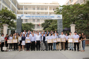 Chủ tịch nước gửi thư khen trường THPT có 273 Huy chương Olympic quốc tế