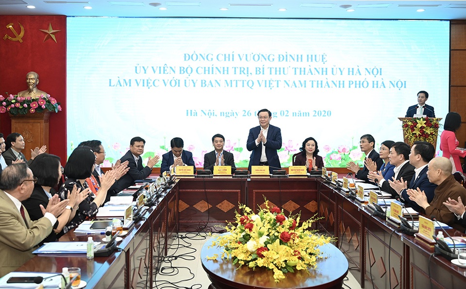 Ông Vương Đình Huệ: Trách nhiệm phòng chống Covid-19 của Hà Nội rất nặng nề - 2