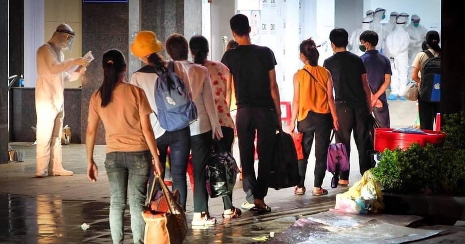Phát hiện 173 trường hợp dương tính, Bắc Giang chạm ngưỡng gần 2000 ca - 1 Phát hiện 173 trường hợp dương tính, Bắc Giang chạm ngưỡng gần 2000 ca - 1