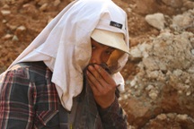 Công nhân phơi mình dưới nắng 40 độ C, chạy nước rút làm cao tốc Bắc - Nam