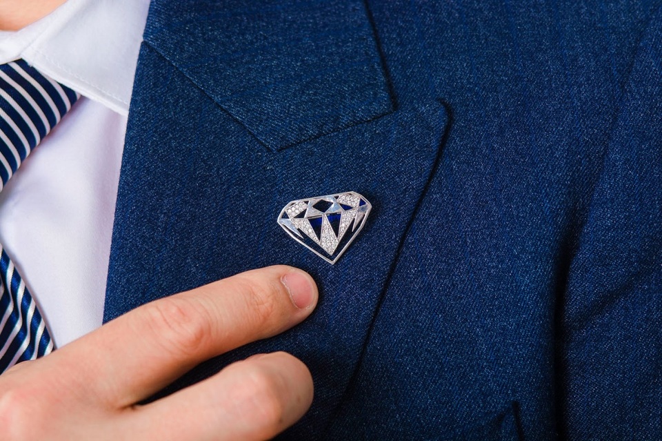 Huy hiệu vàng khẳng định đẳng cấp thương hiệu - 5 Huy hiệu vàng khẳng định đẳng cấp thương hiệu - 5