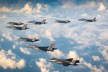 Israel cân nhắc "tấn công hạn chế" vào Iran