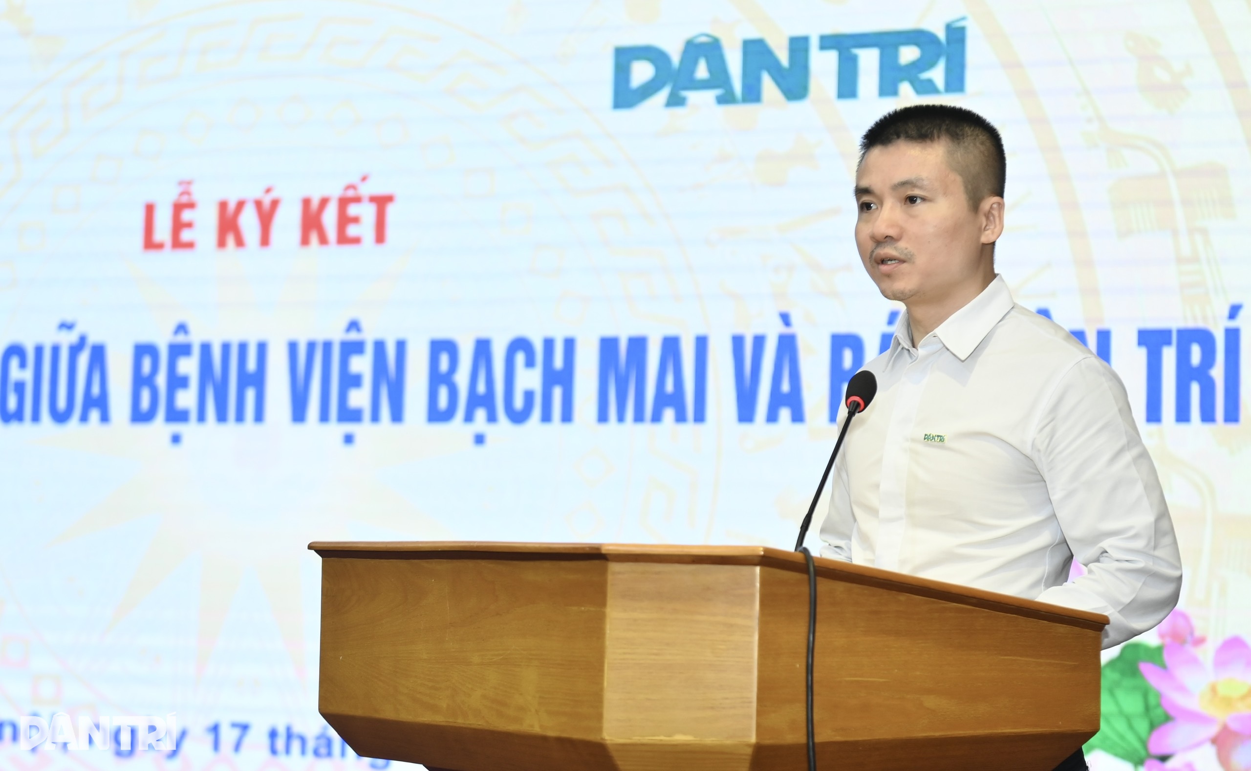 Báo Dân trí và Bệnh viện Bạch Mai hợp tác toàn diện, chung tay vì cộng đồng - 6 Báo Dân trí và Bệnh viện Bạch Mai hợp tác toàn diện, chung tay vì cộng đồng - 6