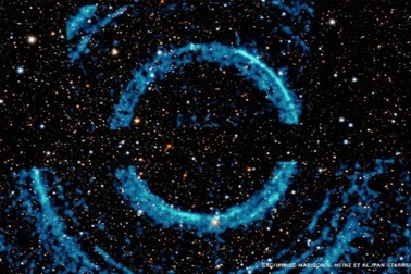 NASA chụp được "cổng địa ngục" vũ trụ - thứ chưa từng thấy bao vây lỗ đen