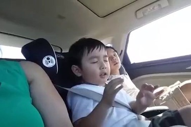 Cuộc sống đời thường của thần đồng piano gốc Việt Evan Le