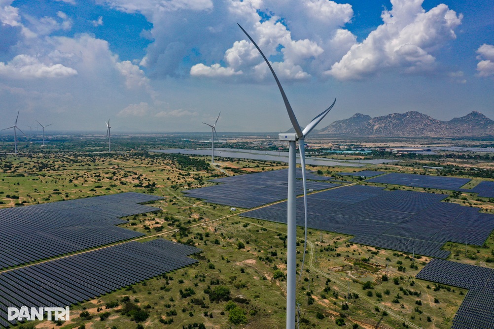 Loạt nhà máy điện bị cắt công suất, công ty vận hành lý giải do mưa bão