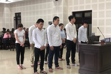 Hai nhóm hỗn chiến, 8 bị cáo lãnh án