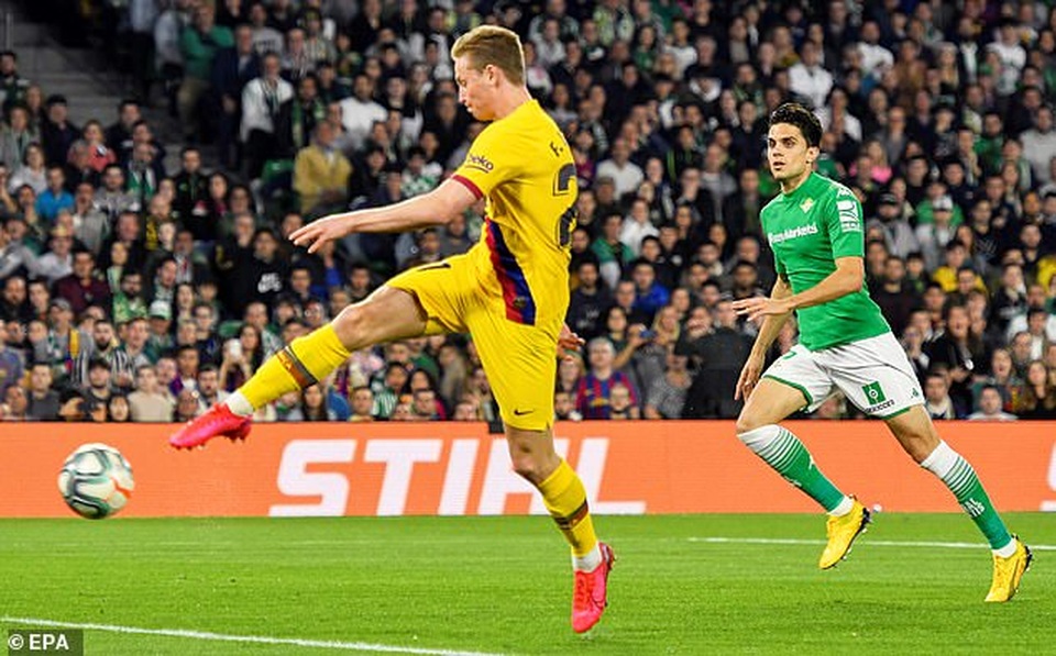Betis 2-3 Barcelona: Chiến thắng nghẹt thở - 14 Betis 2-3 Barcelona: Chiến thắng nghẹt thở - 14