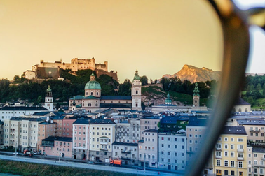 Mẹo chụp ảnh nghệ thuật cực đẹp không cần phụ kiện "xịn"