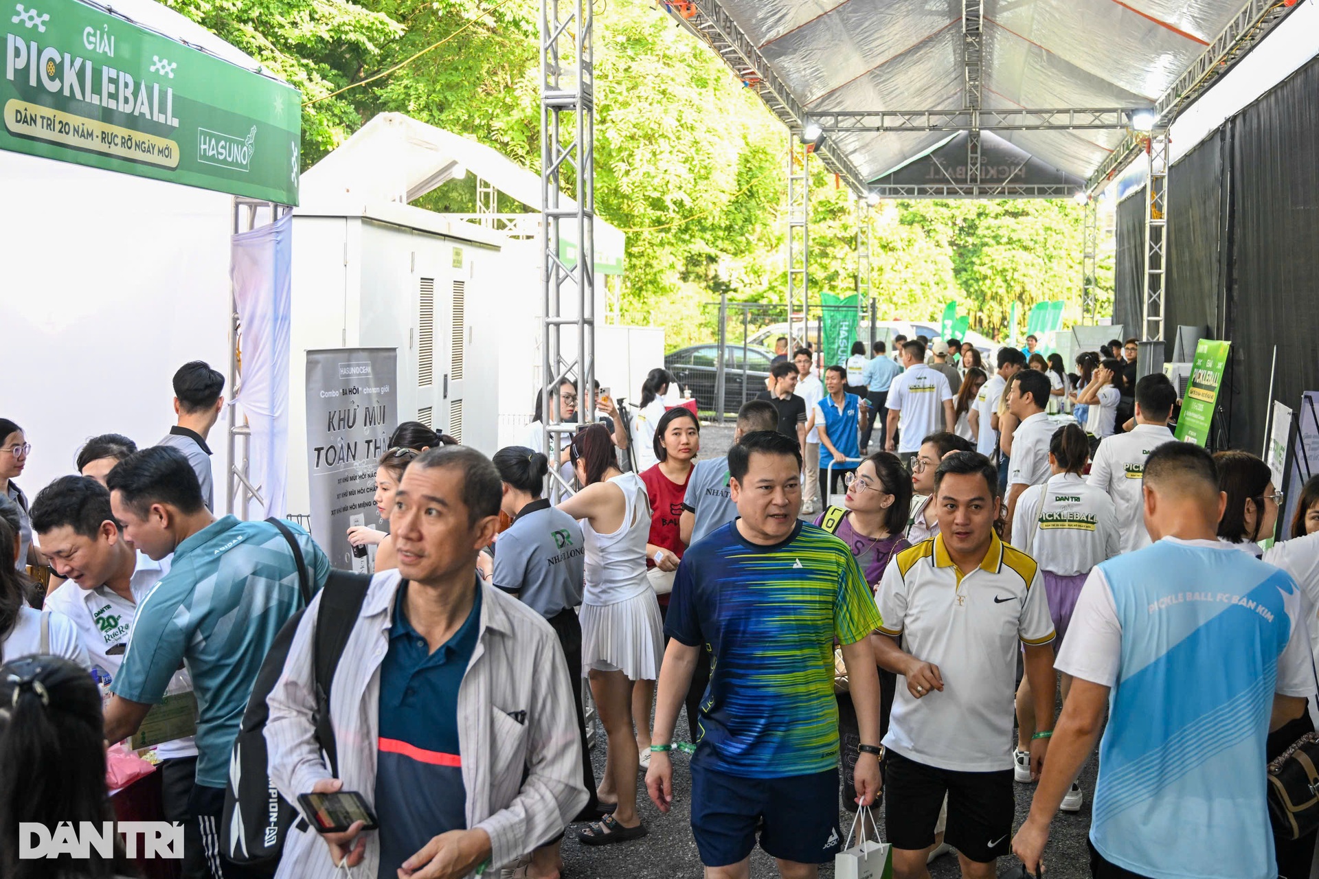 Khởi tranh sôi nổi Giải pickleball Dân trí 20 năm - Rực rỡ ngày mới - 1 Khởi tranh sôi nổi Giải pickleball Dân trí 20 năm - Rực rỡ ngày mới - 1