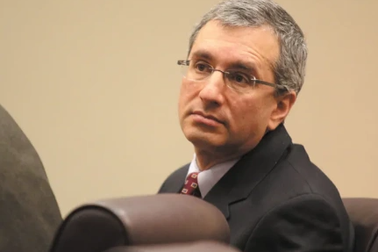 Tình yêu mù quáng của một nhà khoa học