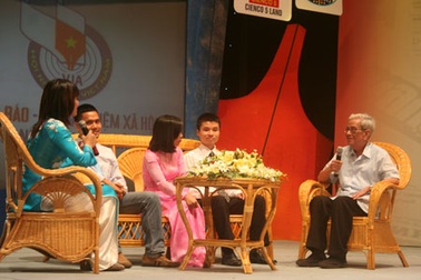 Nhà báo - Trách nhiệm xã hội và nghĩa vụ công dân