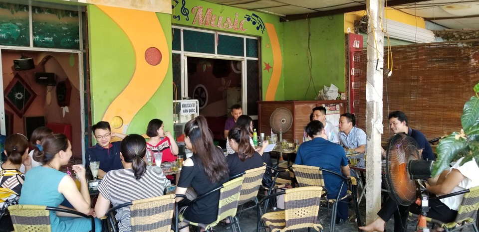 Vụ nghỉ làm vì chậm lương: Các y, bác sĩ đã đi làm trở lại - 1 Vụ nghỉ làm vì chậm lương: Các y, bác sĩ đã đi làm trở lại - 1