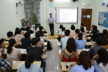 Thi vào 10 ở Hà Nội: Phụ huynh đổ xô thuê thầy "luyện" môn lịch sử cho con