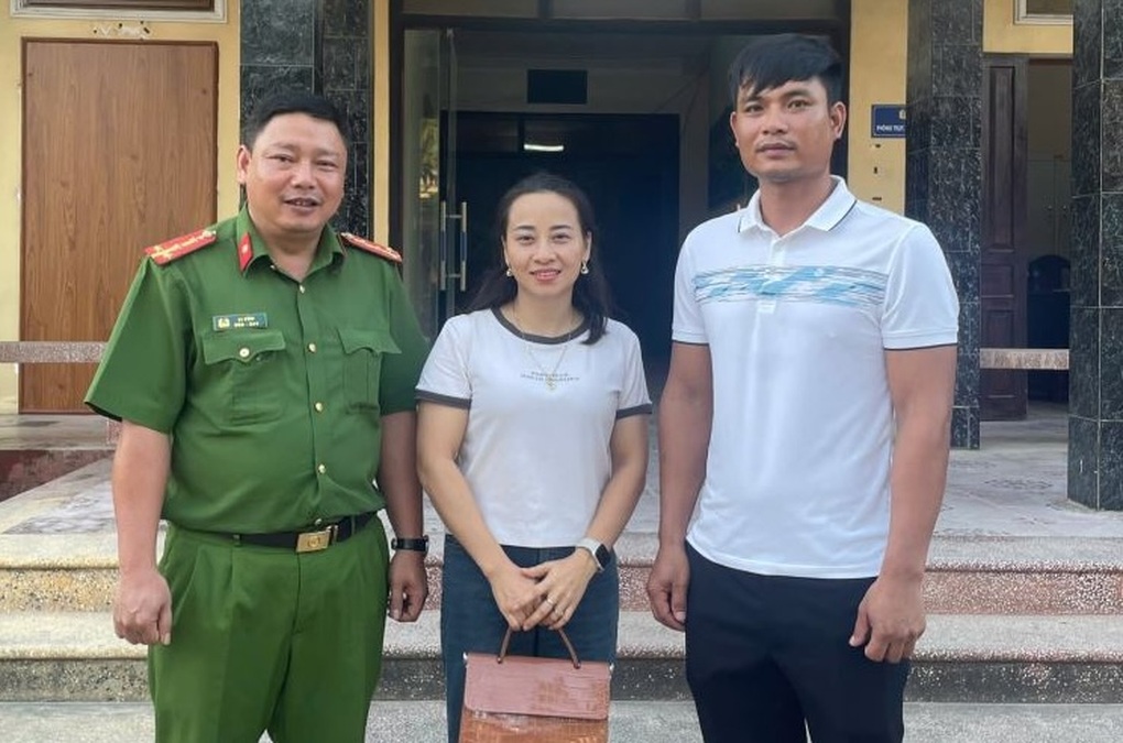 Thanh niên ở Phú Thọ bỗng nhận được 200 triệu đồng của cô gái từ Lào Cai - 1 Thanh niên ở Phú Thọ bỗng nhận được 200 triệu đồng của cô gái từ Lào Cai - 1