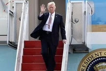 Tiết lộ thói quen của Tổng thống Trump trên chuyên cơ Không Lực Một