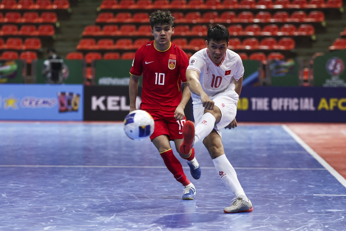 Đội tuyển Việt Nam chơi chưa thực sự ấn tượng trước futsal Trung Quốc (Ảnh: AFC).