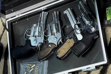 Thu giữ 10kg ma túy, cùng "kho" súng đạn trong căn nhà ở Bình Dương