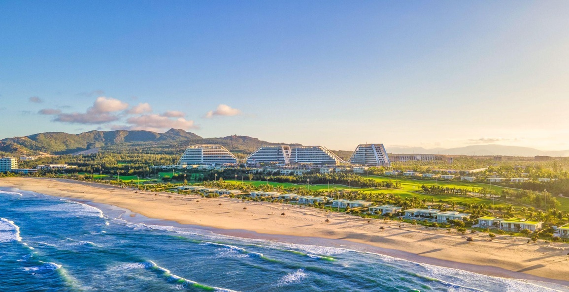 Đón nắng Quy Nhơn với ưu đãi chào đại lễ từ FLC Hotels Resorts - 1 Đón nắng Quy Nhơn với ưu đãi chào đại lễ từ FLC Hotels Resorts - 1