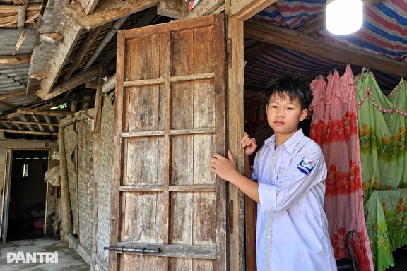 Mẹ tha hương làm thuê, cậu bé lớp 7 một mình lo cuộc sống