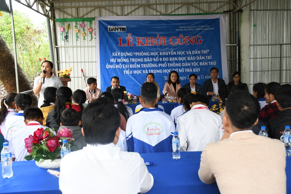 Khởi công xây dựng phòng bán trú bị hư hỏng dành tặng các em học sinh - 2 Khởi công xây dựng phòng bán trú bị hư hỏng dành tặng các em học sinh - 2