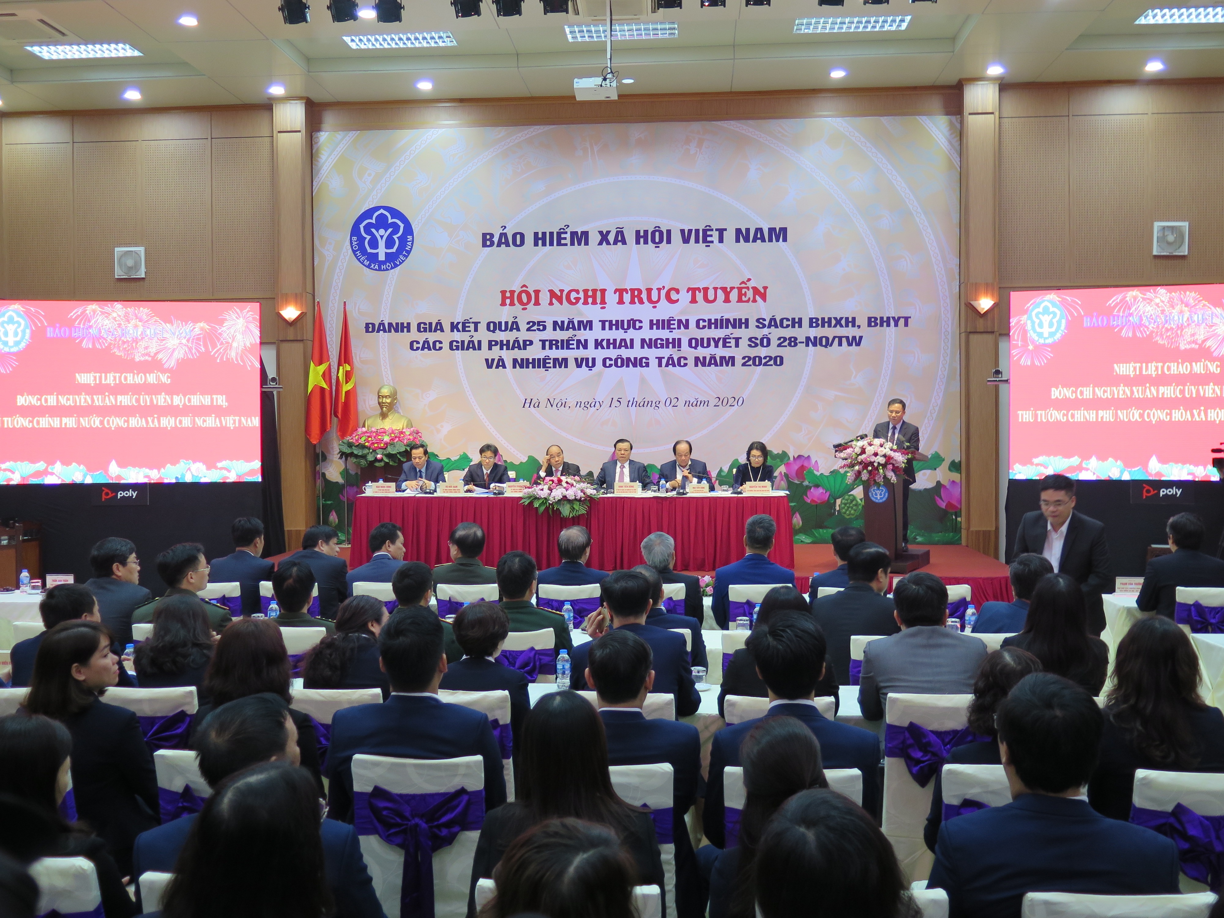 Thủ tướng: “Bảo hiểm xã hội đóng vai trò trụ cột trong an sinh xã hội” - 6 Thủ tướng: “Bảo hiểm xã hội đóng vai trò trụ cột trong an sinh xã hội” - 6