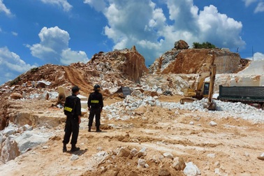 Chống thất thu thuế khai thác khoáng sản: Bắt chạch đằng đuôi!