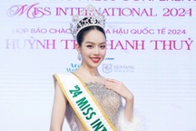 Thanh Thủy nói lý do gục mặt trong lúc công bố kết quả hoa hậu