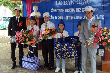 Bàn giao công trình trường THCS Sơn Ninh cho huyện Hương Sơn (Hà Tĩnh)