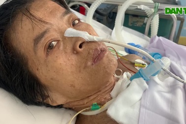 Người phụ nữ đau đớn, thoi thóp trên giường bệnh