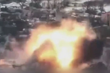 Pháo hỏa thần nhiệt áp của Nga tập kích thành trì Ukraine ở Donbass